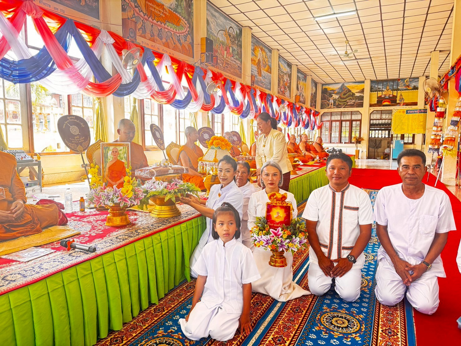 ภาพร่วมพิธีกรรมวัดตาลบ้านหนองดินดำ