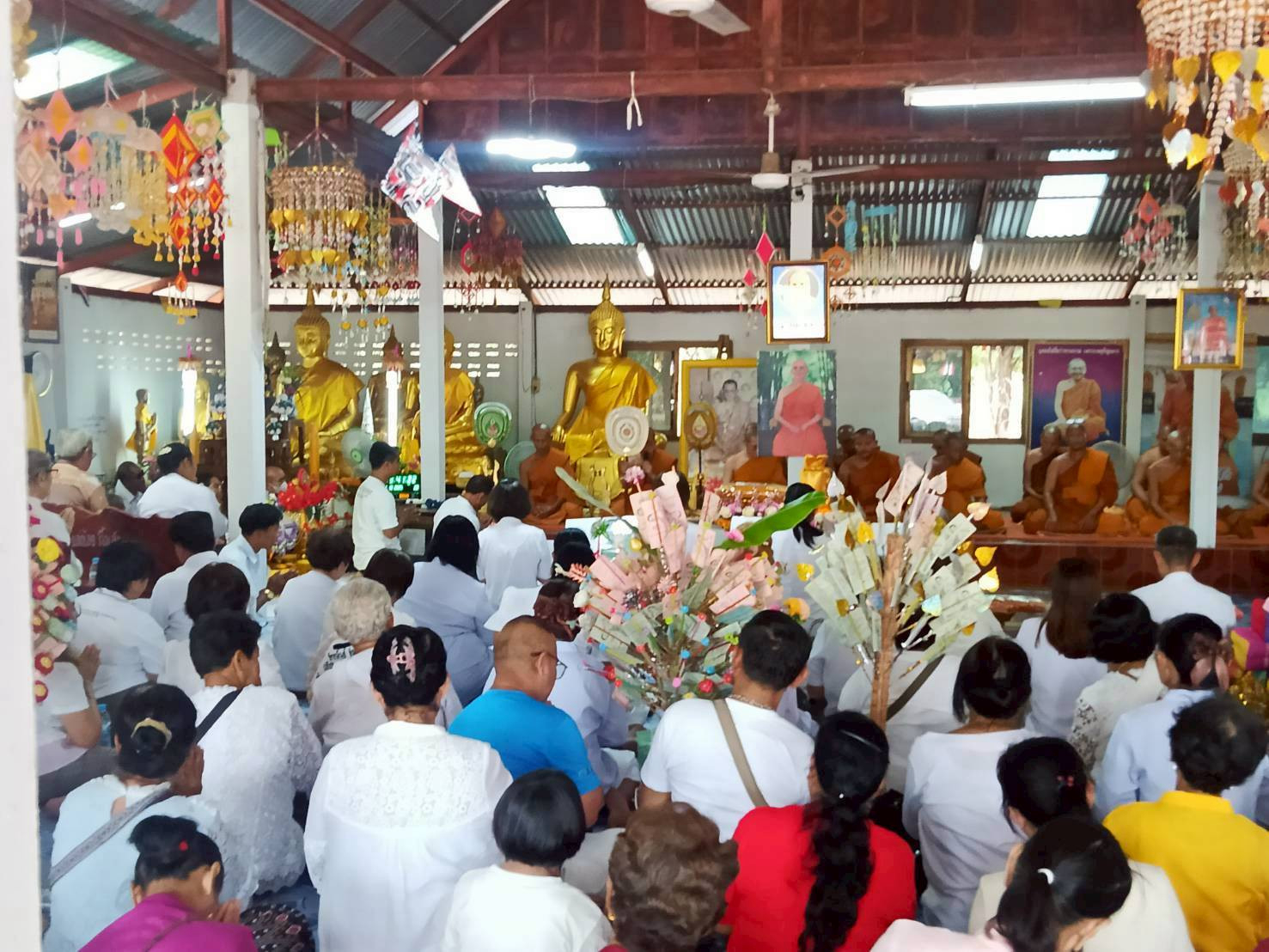 ภาพร่วมพิธีกรรมที่พักสงฆ์ฉิมพลีวณาราม