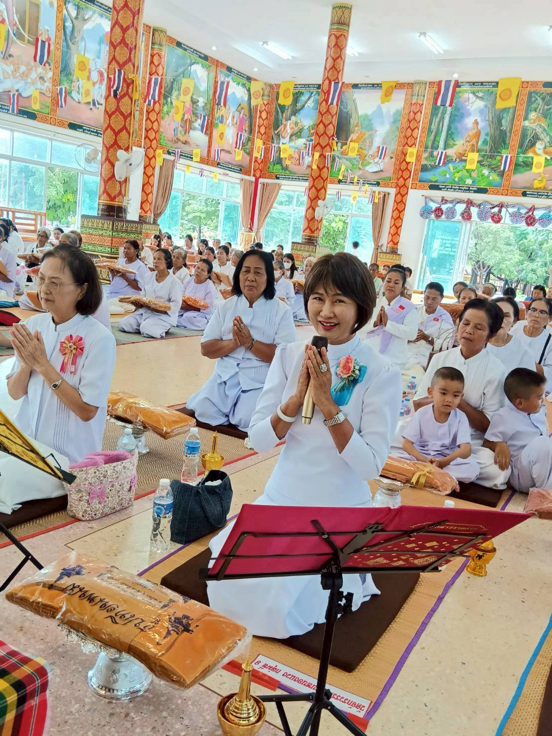 ภาพร่วมพิธีกรรมวัดจักรวรรดิ์