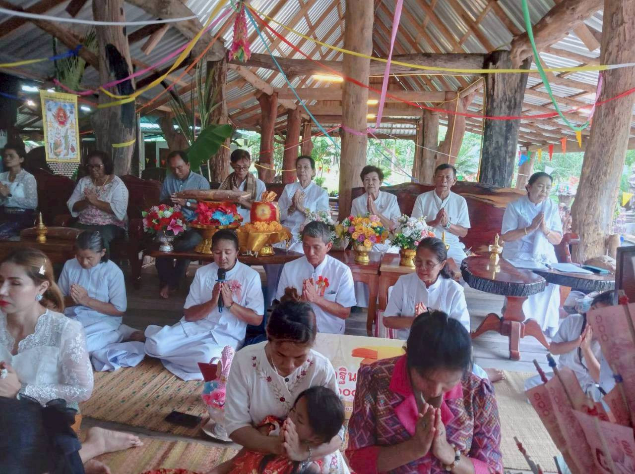 ภาพกล่าวคำถวายกฐินวัดหนองประดู่