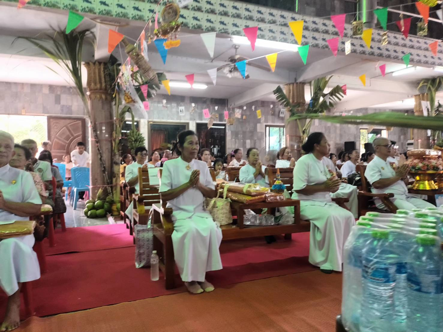 ภาพร่วมพิธีกรรมวัดทองคำพิง