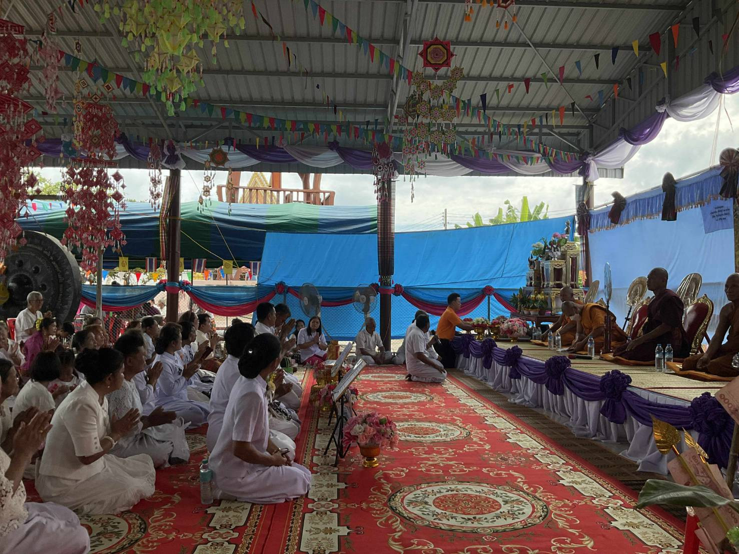 ภาพร่วมพิธีกรรมวัดปทุมทอง(บ้านหนองแหน)