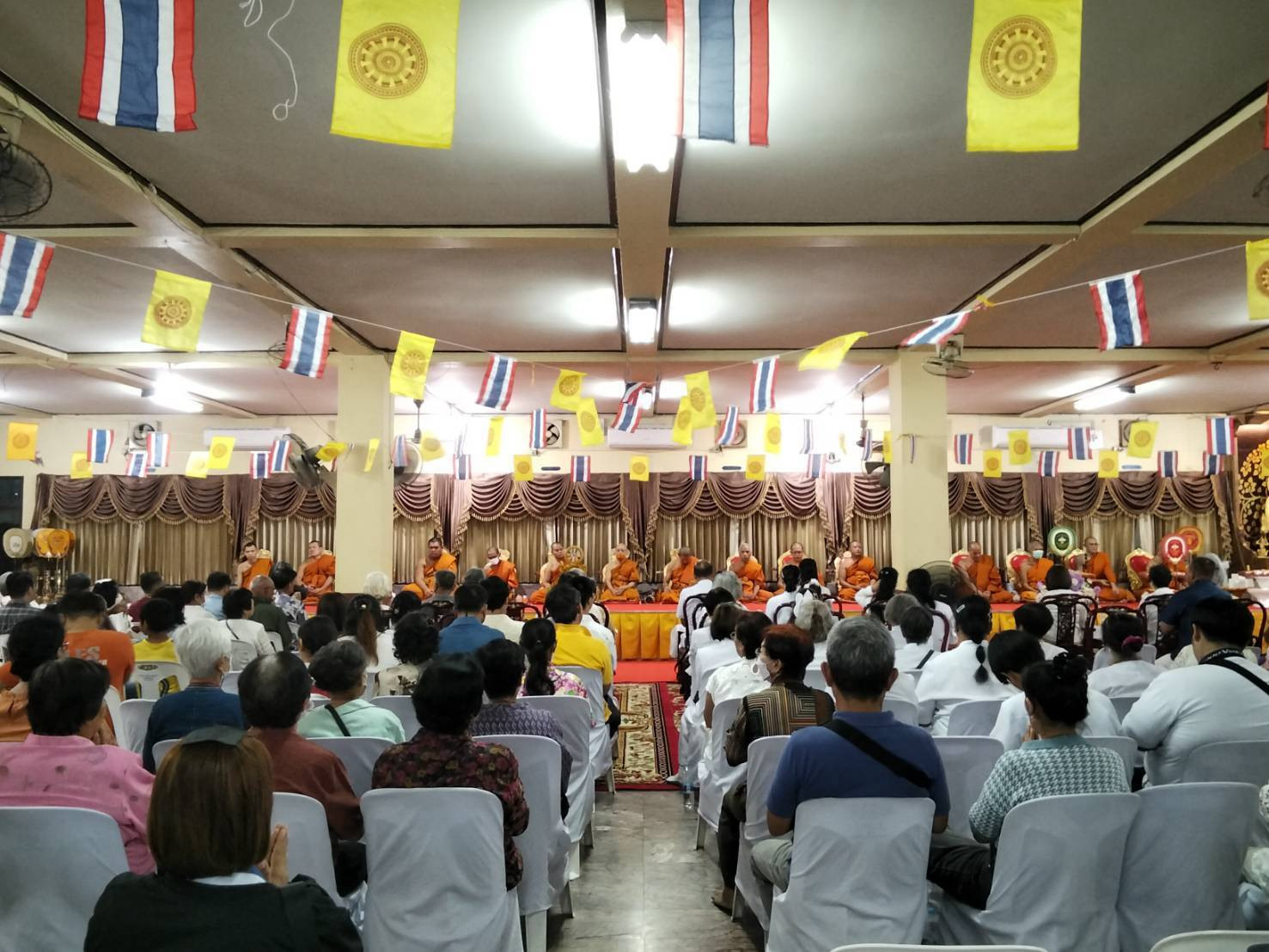 ภาพร่วมพิธีกรรมวัดพิชิตปิตยาราม