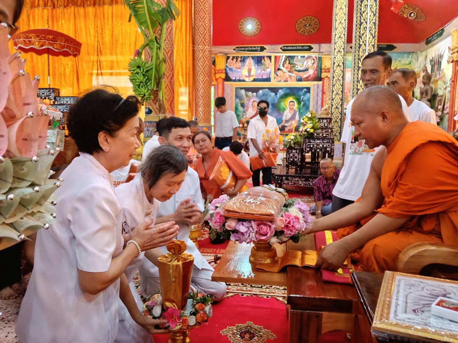 ภาพร่วมพิธีกรรมวัดเขาจำศีล (บ้านหลุมหิน)