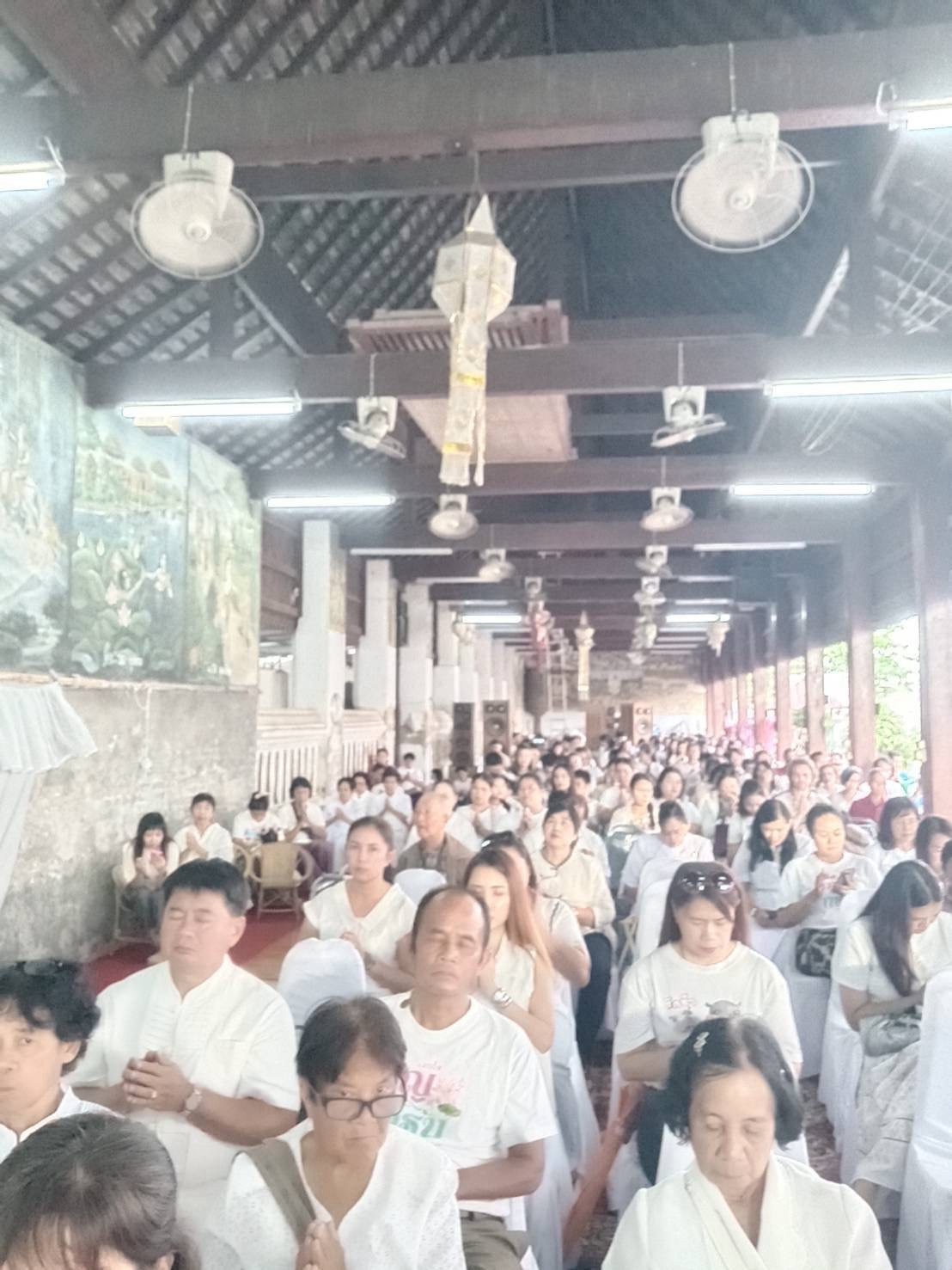 ภาพร่วมพิธีกรรมวัดพระเจ้าเหลื้อม