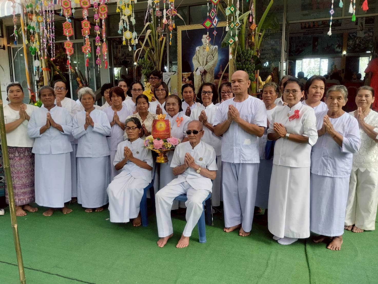 ภาพร่วมพิธีกรรมวัดศรีมหาโพธิ์