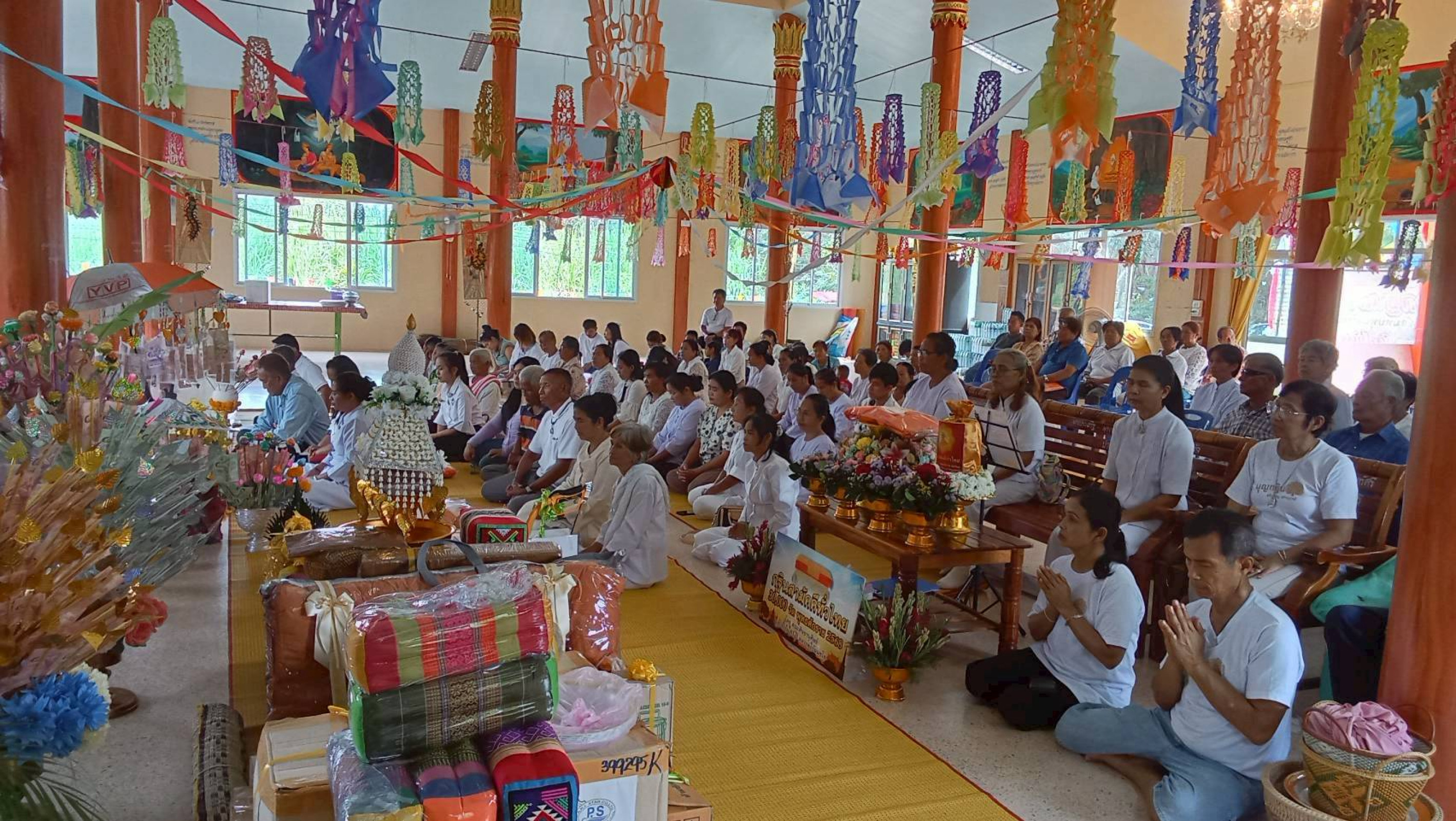 ภาพร่วมพิธีกรรมสำนักสงฆ์สันติธรรมวนาราม