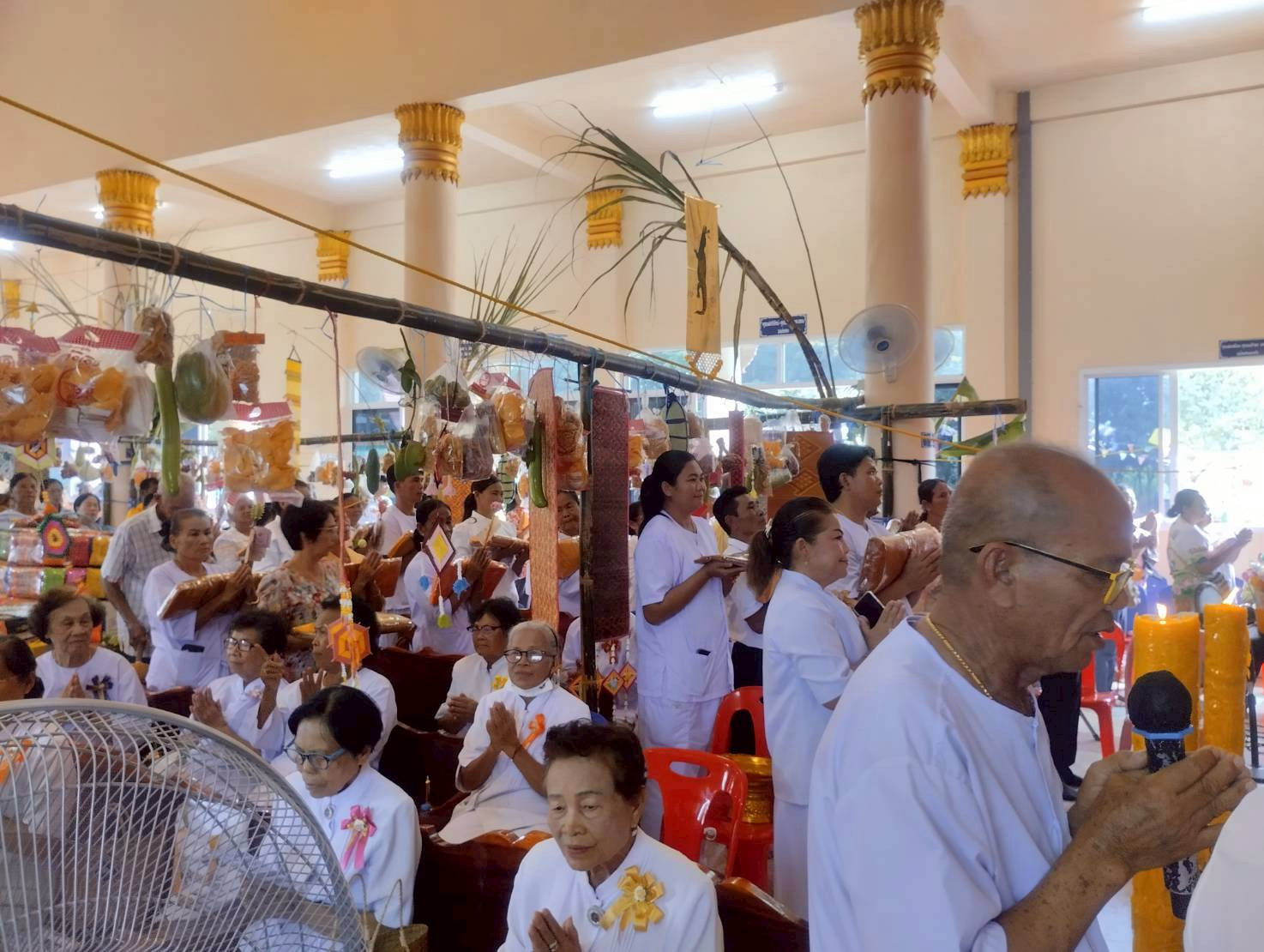 ภาพร่วมพิธีกรรมวัดบ้านปากคันฉู