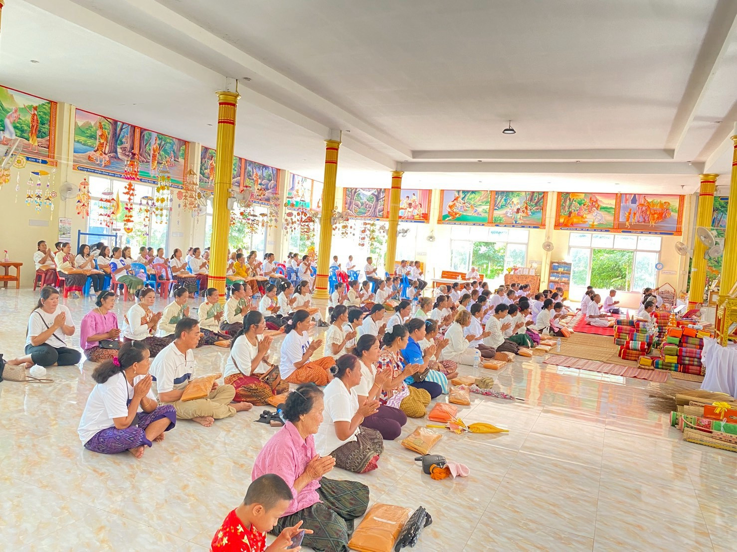 ภาพร่วมพิธีกรรมวัดโนนจำปาทอง