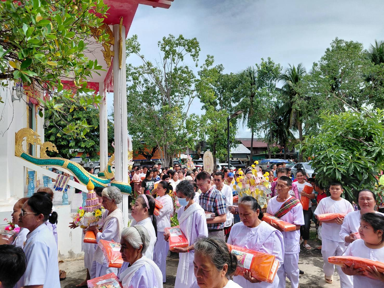 ภาพร่วมพิธีกรรมวัดศรีสุนทร