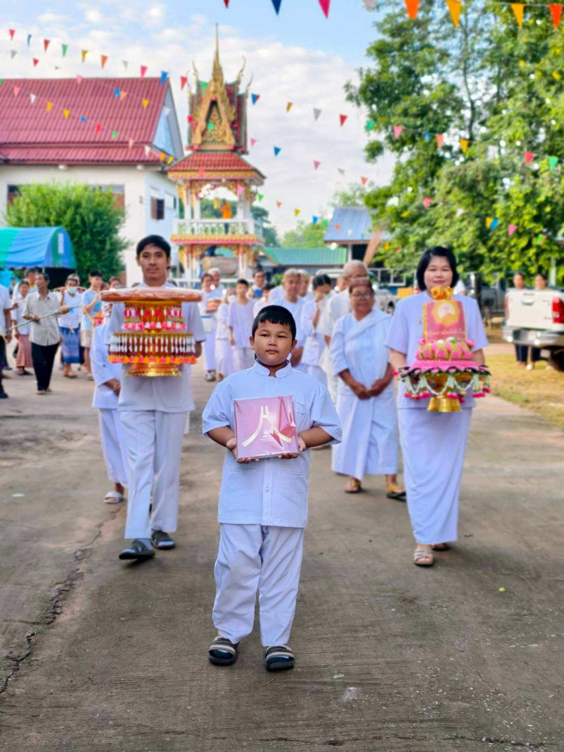 ภาพร่วมขบวนกฐินวัดจูมพร