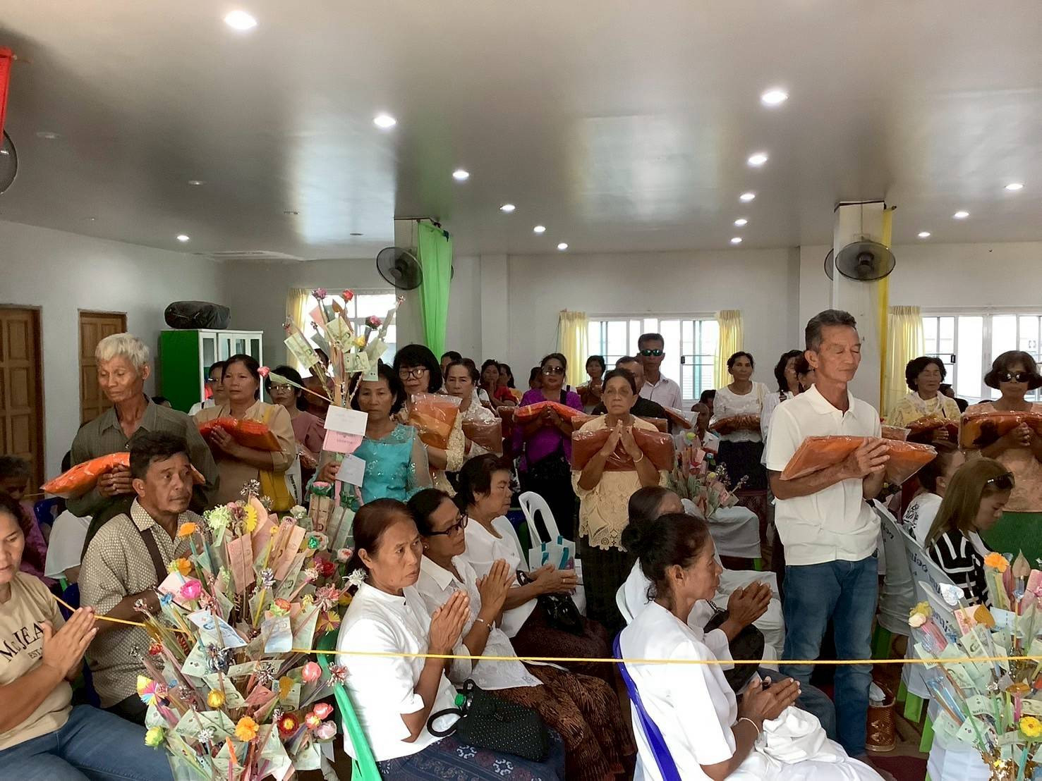 ภาพร่วมพิธีกรรมวัดหนองม่วง