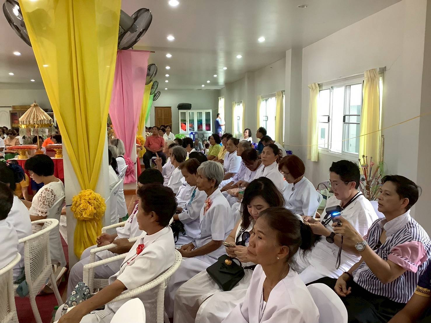 ภาพร่วมพิธีกรรมวัดหนองม่วง