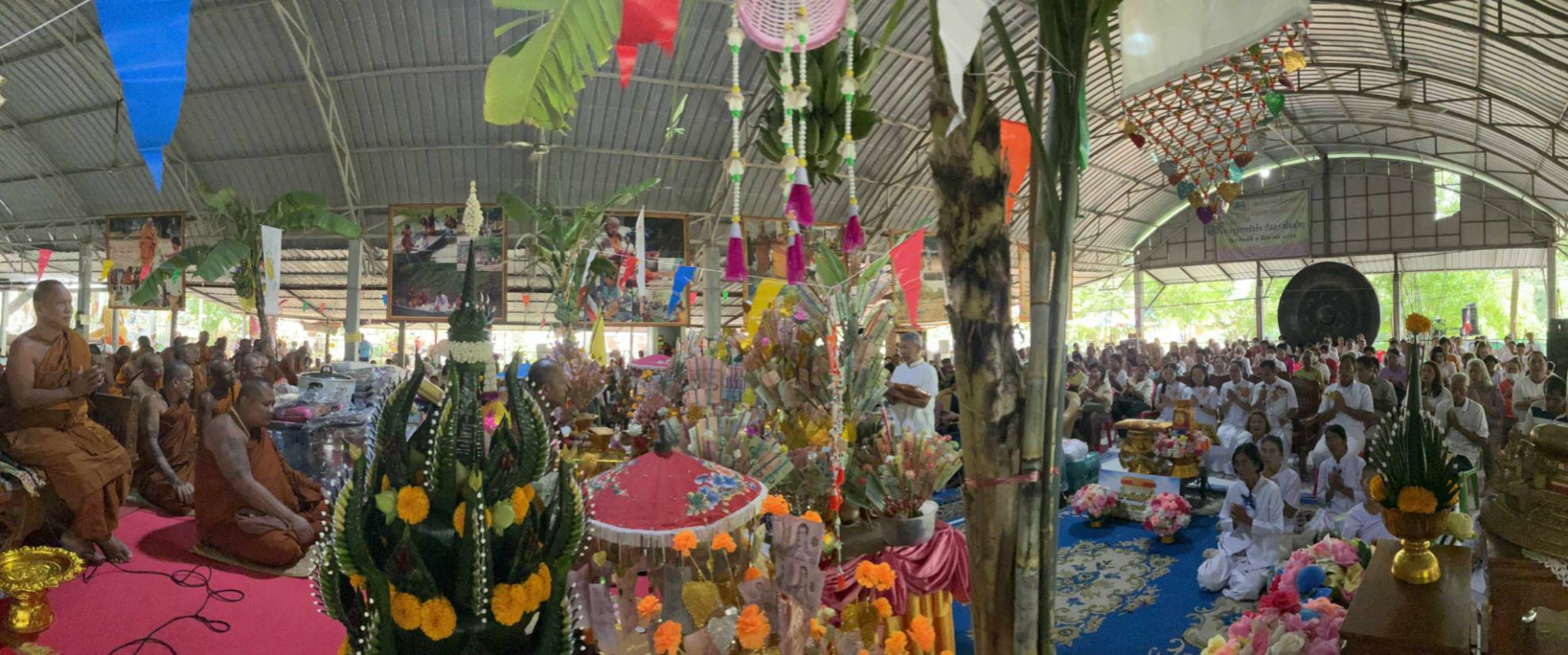 ภาพร่วมพิธีกรรมวัดหนองไผ่ล้อม