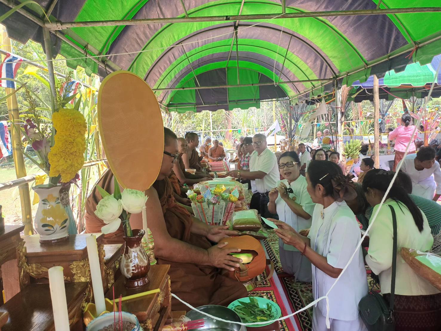ภาพร่วมพิธีกรรมวัดพายัพซับใหญ่