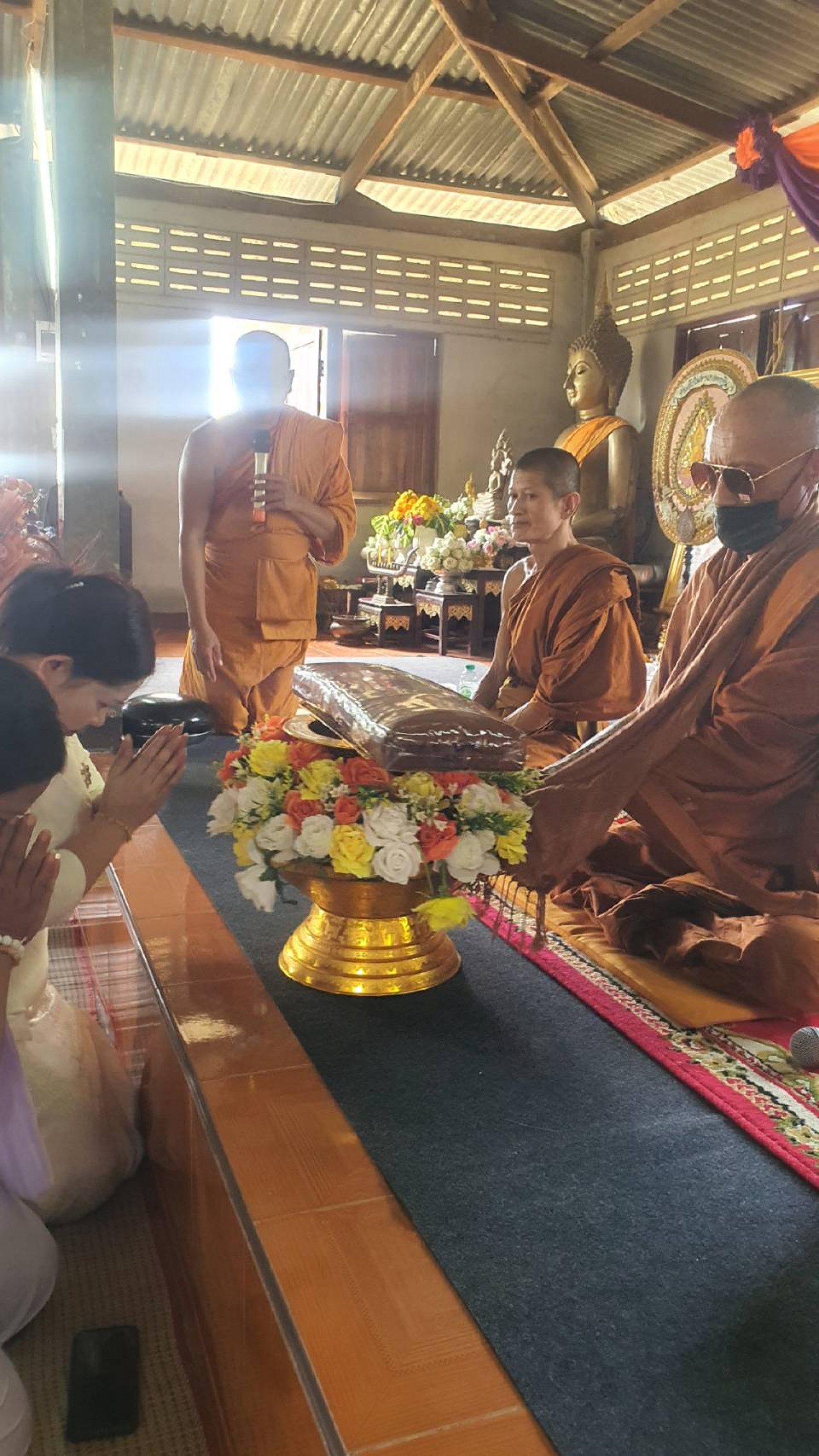 ภาพร่วมพิธีกรรมวัดโกรกตาแป้น