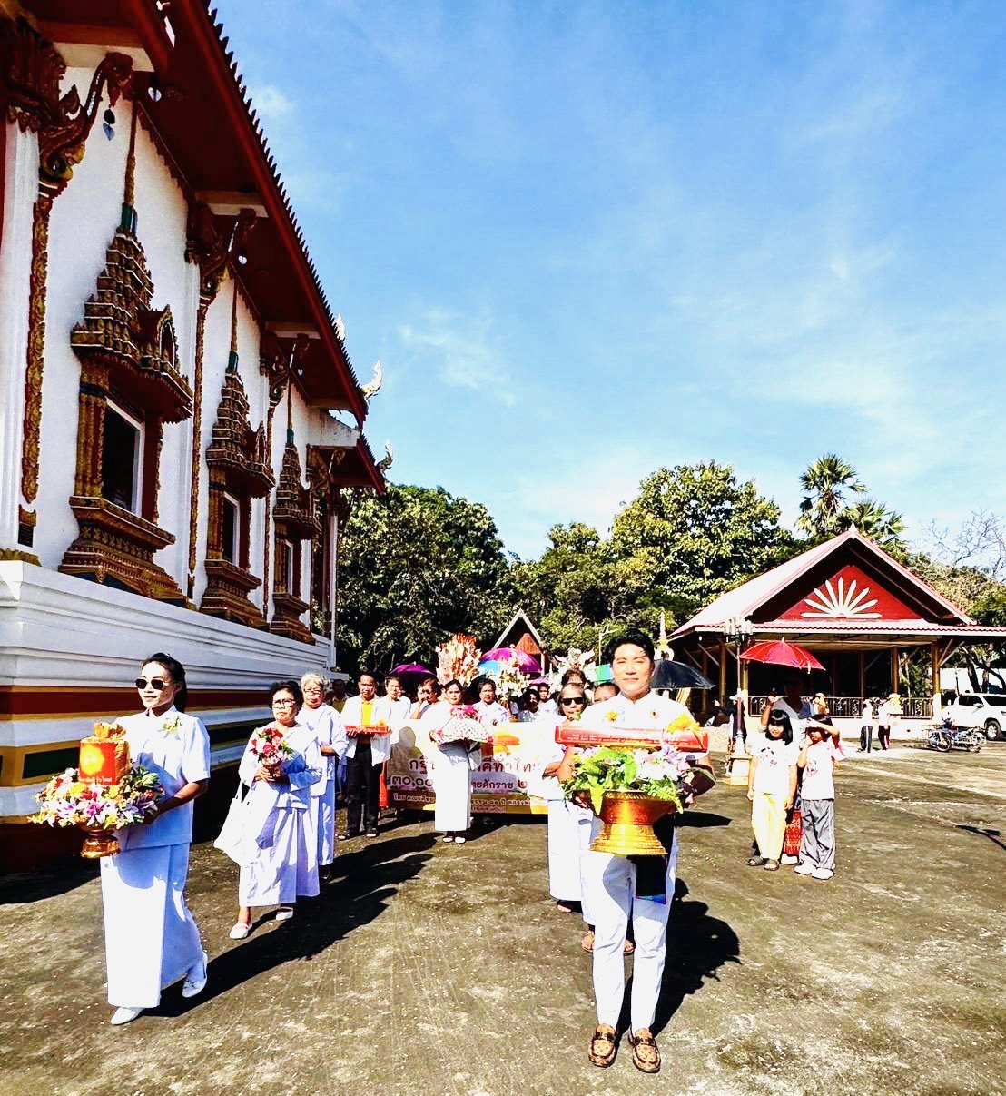 ภาพร่วมขบวนกฐินวัดมัชฌิมาวาส