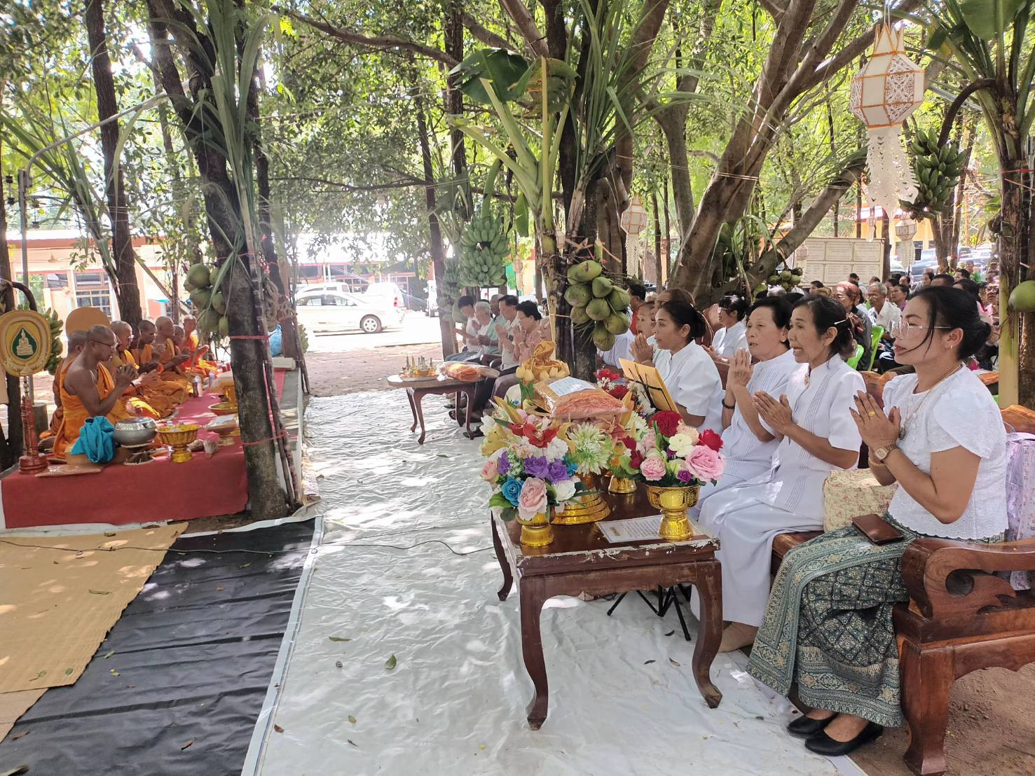 ภาพร่วมพิธีกรรมวัดหนองสองห้อง