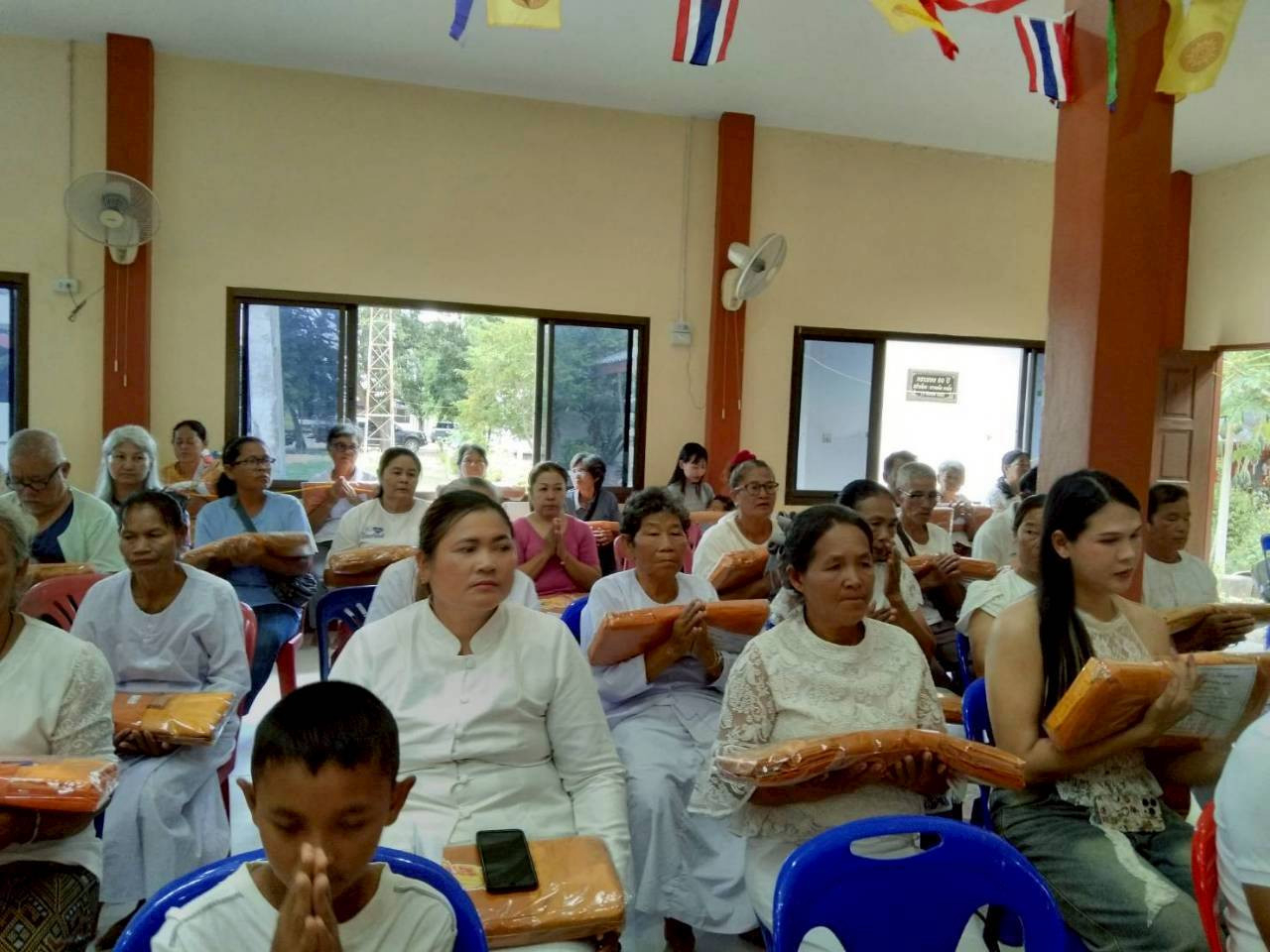 ภาพร่วมพิธีกรรมสำนักสงฆ์ทามจาน