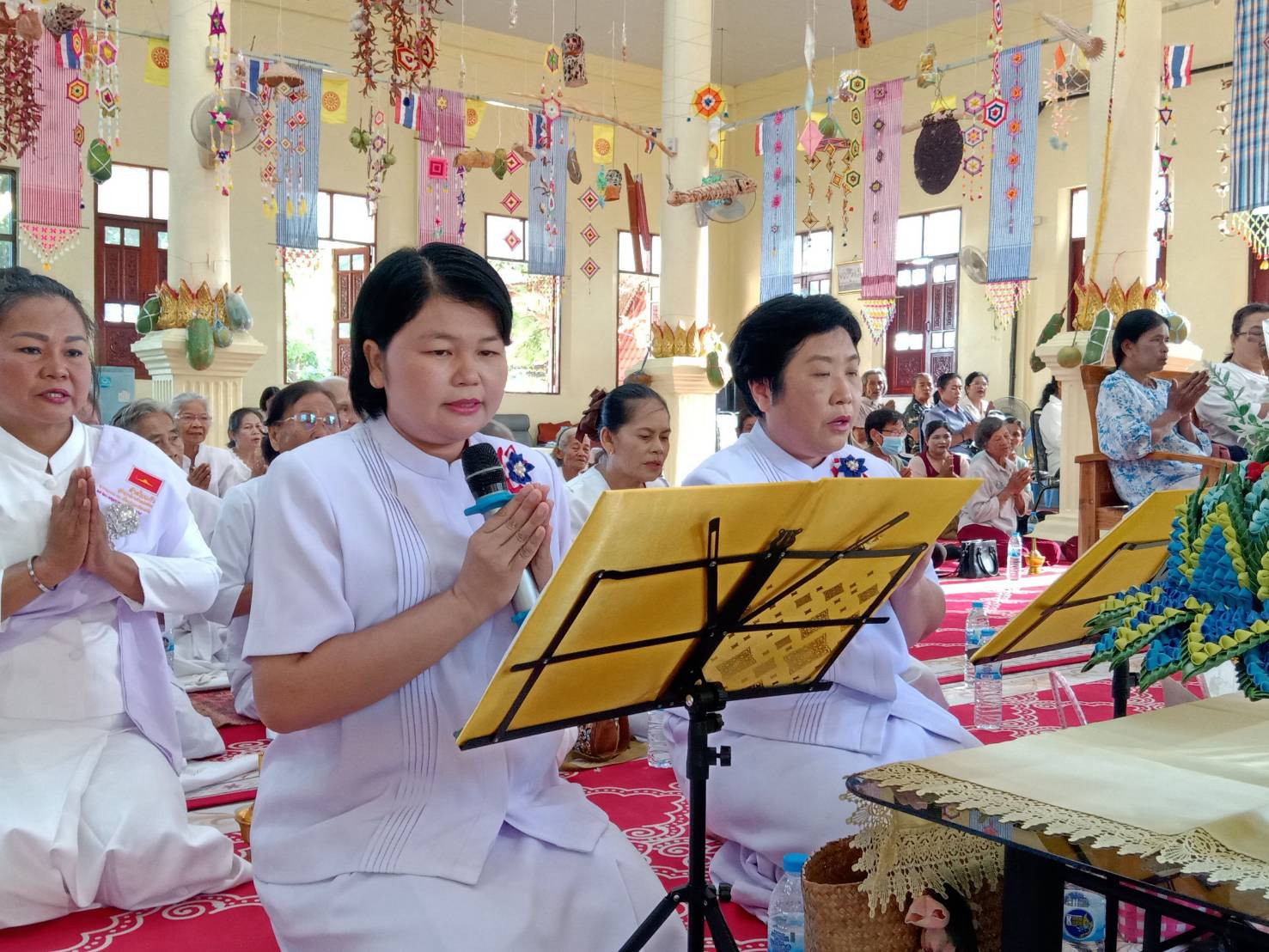 ภาพกล่าวคำถวายกฐินวัดสว่าง