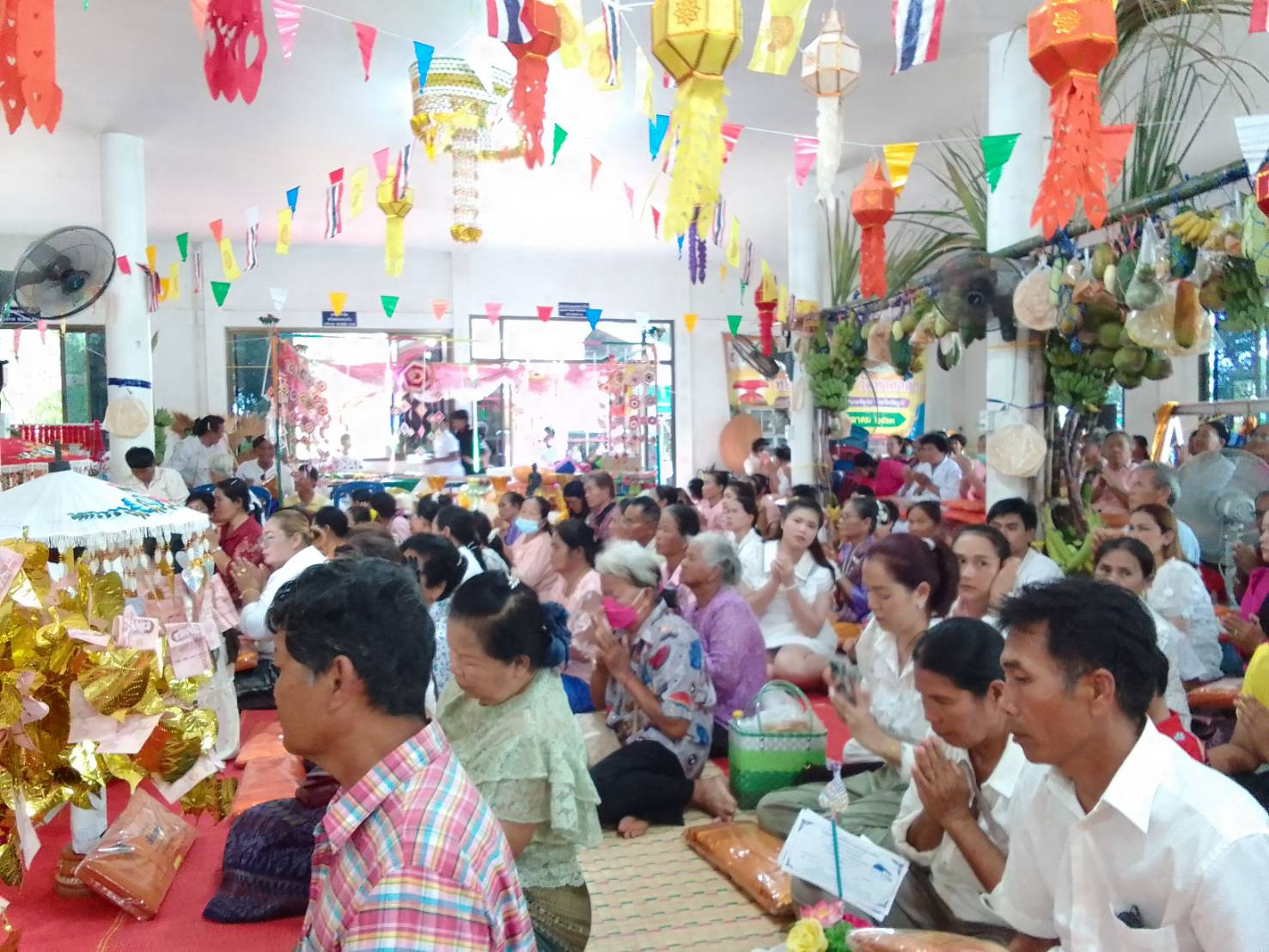 ภาพร่วมพิธีกรรมวัดบ้านท่าศาลา