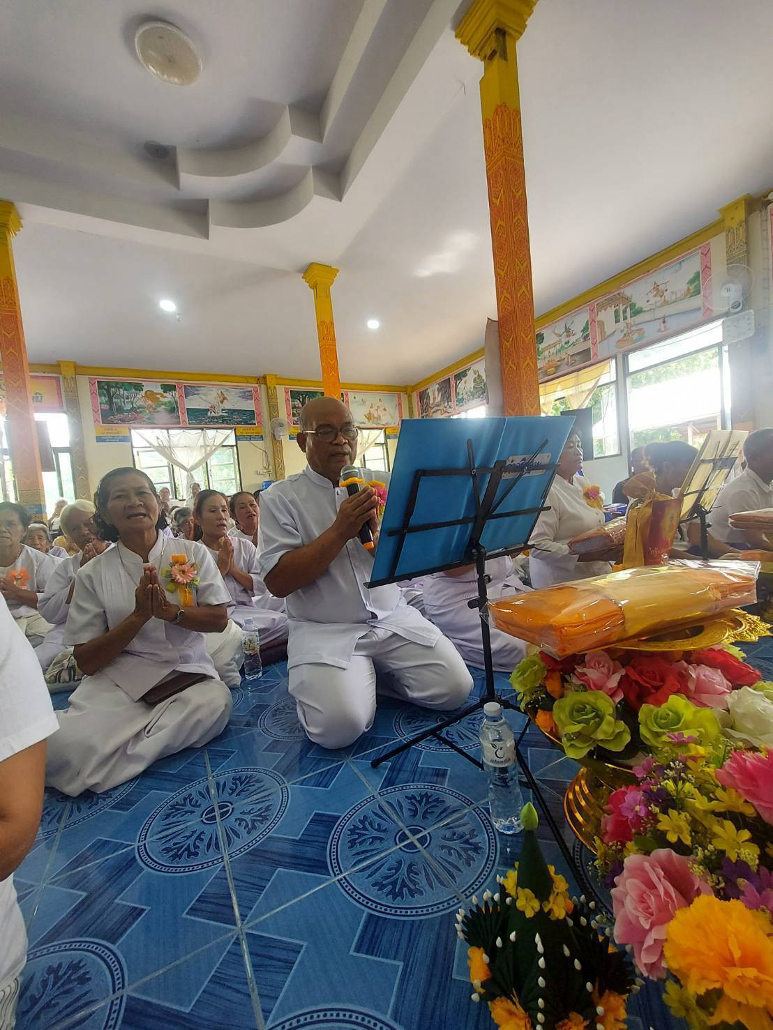 ภาพร่วมพิธีกรรมวัดอัมพวัน