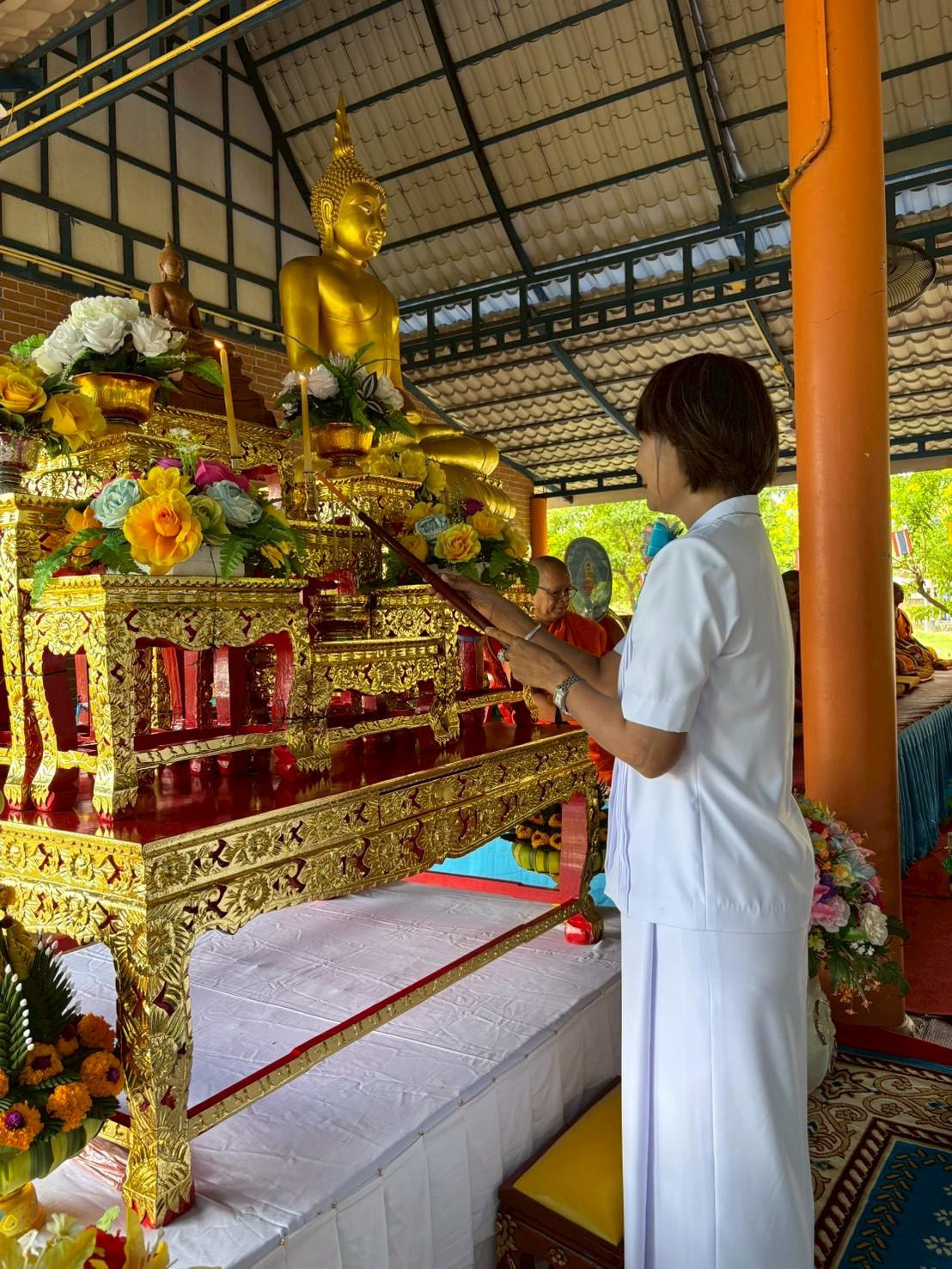 ภาพร่วมพิธีกรรมวัดนรเทพหนองขาม