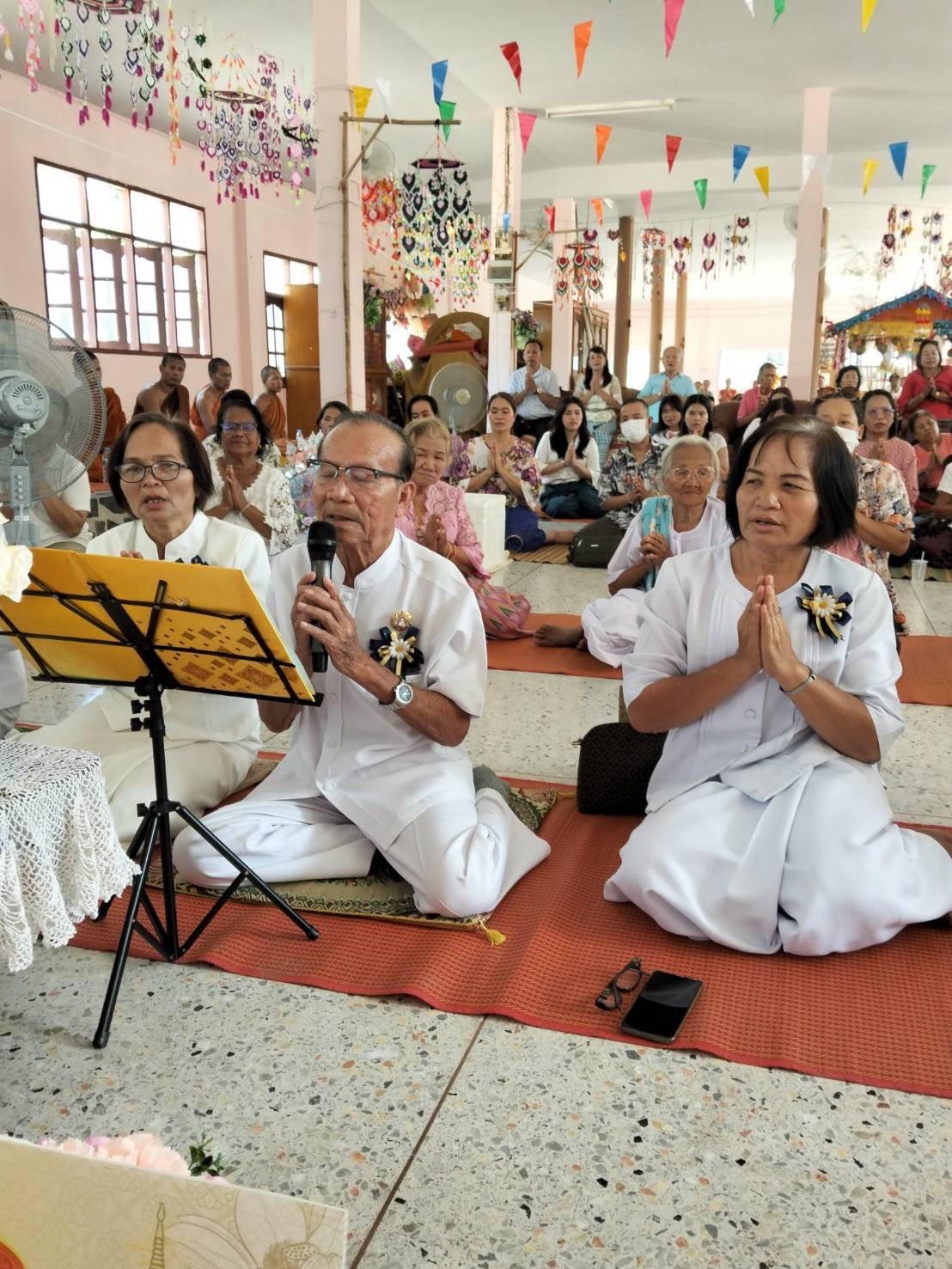 ภาพร่วมพิธีกรรมวัดราษฎร์สามัคคี