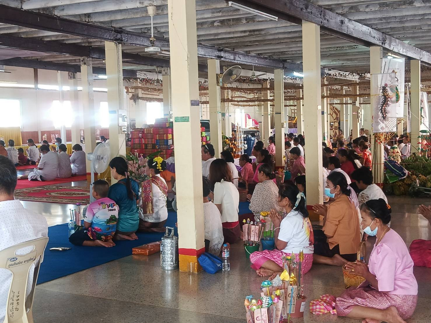 ภาพร่วมพิธีกรรมวัดโพธิสัตว์