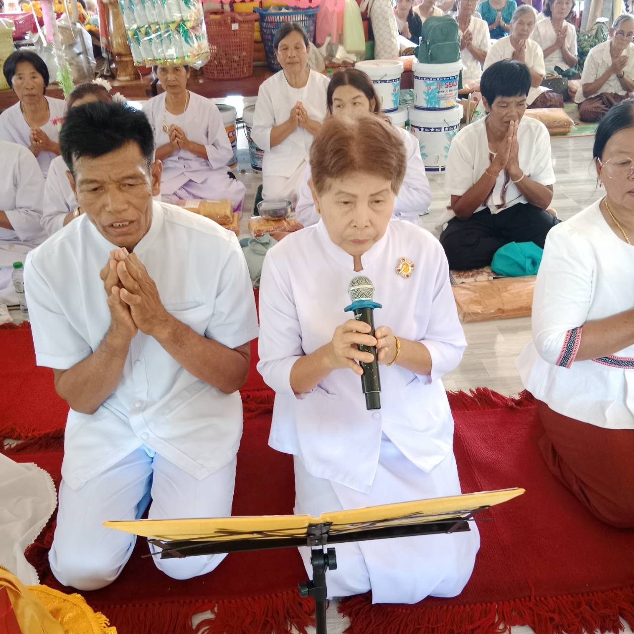 ภาพร่วมพิธีกรรมวัดปราสาททอง