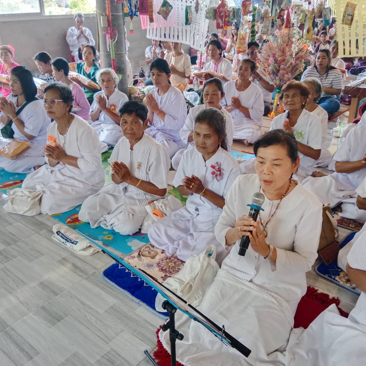 ภาพร่วมพิธีกรรมวัดปราสาททอง