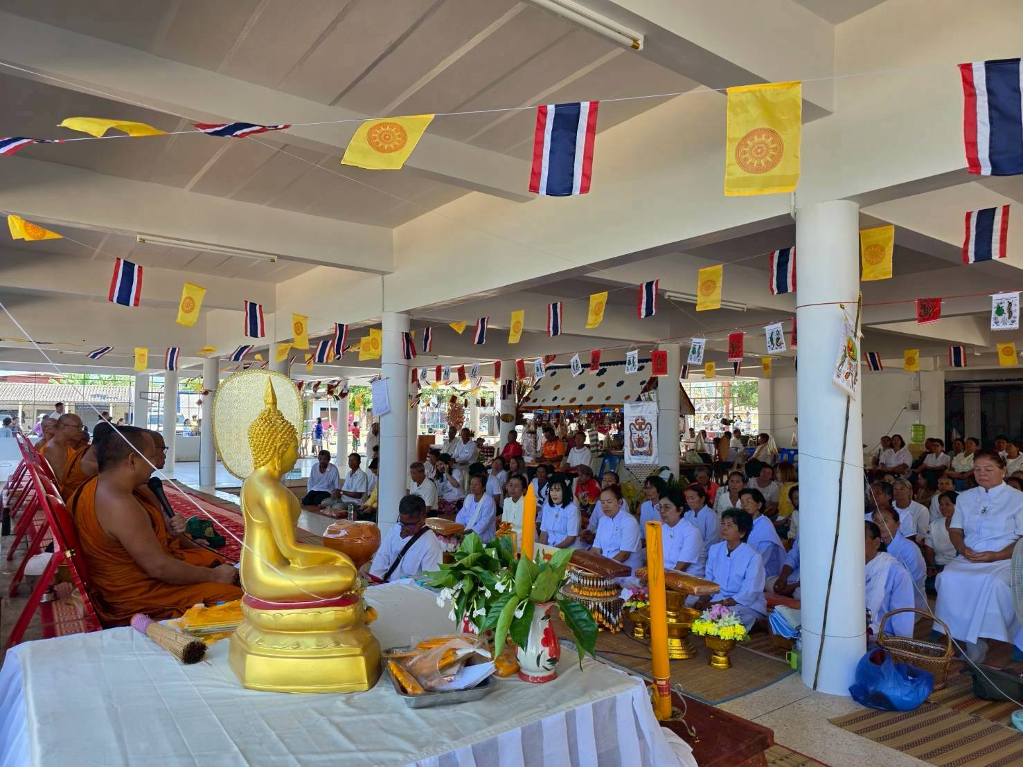 ภาพร่วมพิธีกรรมวัดชีลองเหนือ