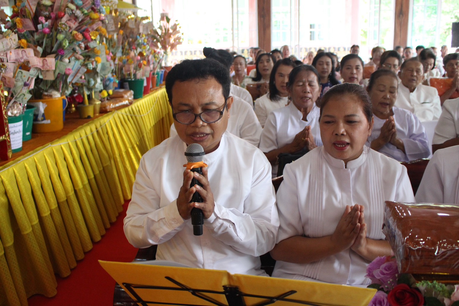 ภาพร่วมพิธีกรรมวัดอัมพวัน