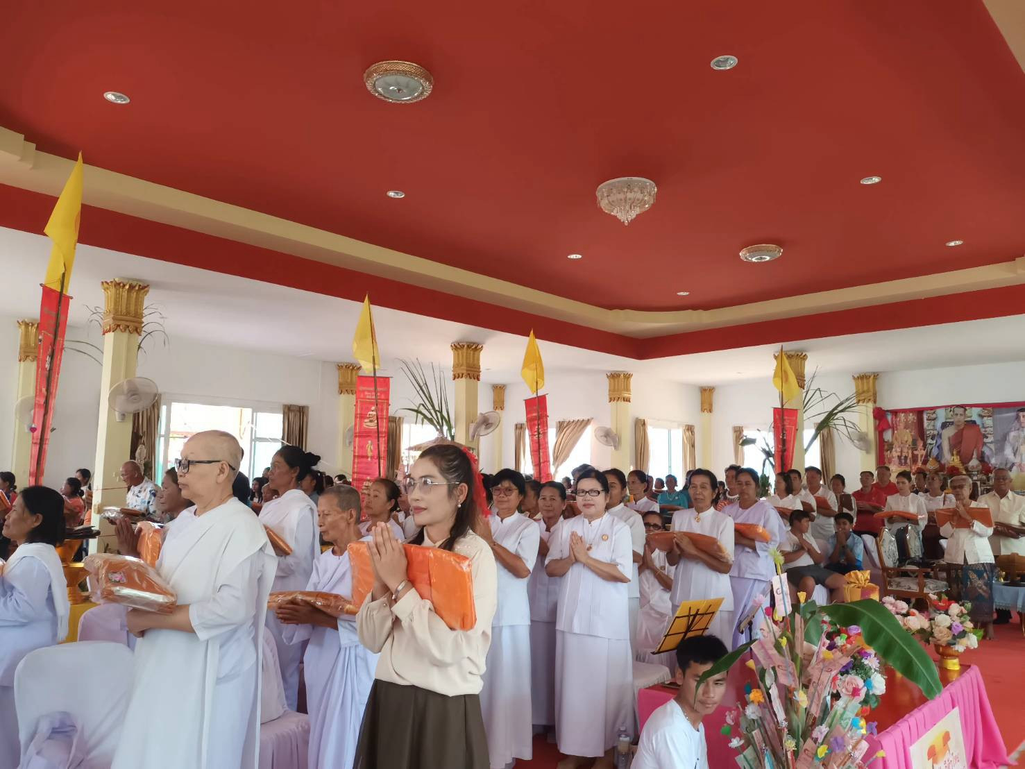 ภาพร่วมพิธีกรรมที่พักสงฆ์ซับเจริญสุข