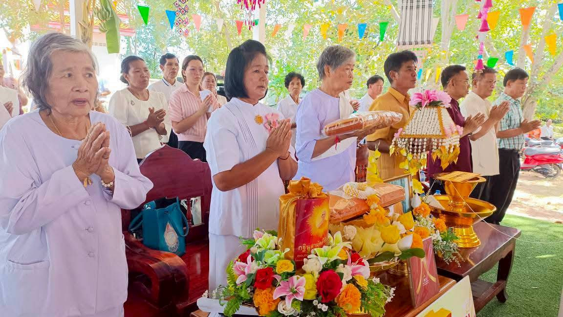 ภาพร่วมพิธีกรรมวัดโนนเก่าใหญ่