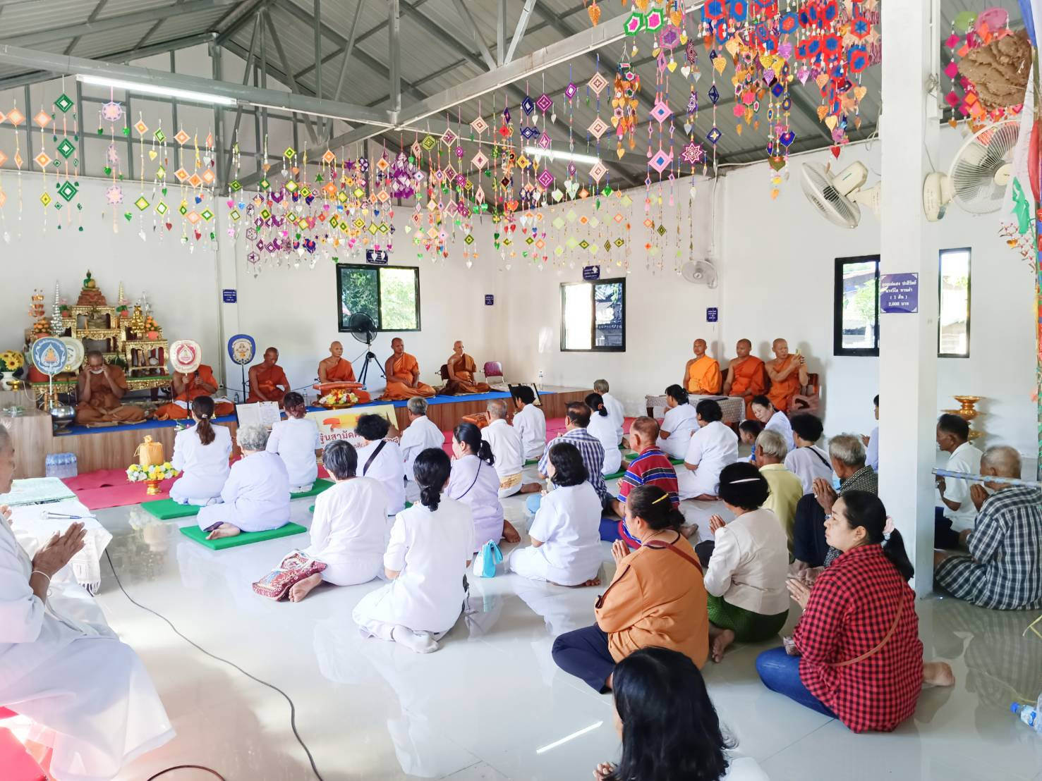 ภาพร่วมพิธีกรรมวัดหนองแวงใหญ่