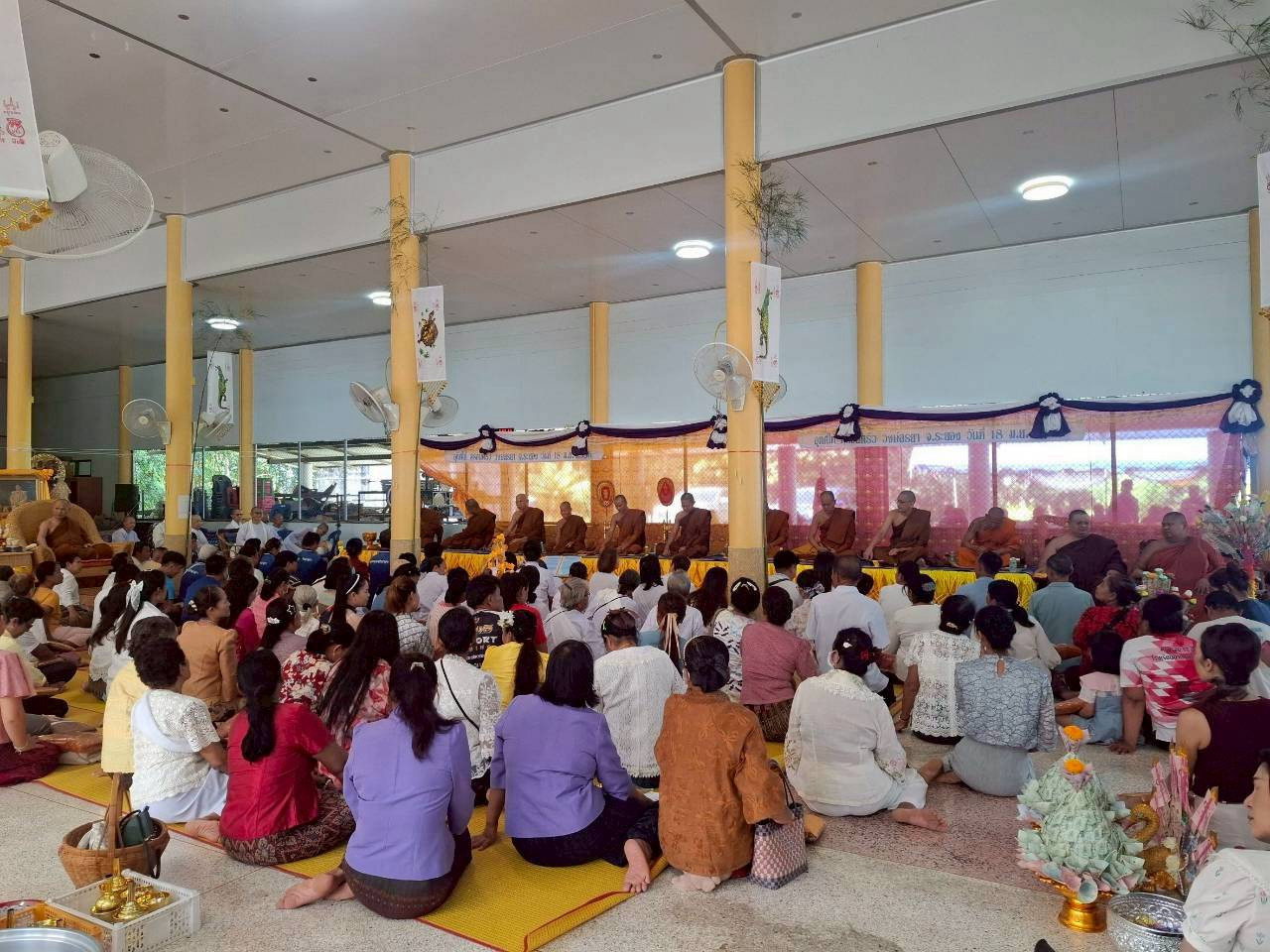 ภาพร่วมพิธีกรรมวัดวงษ์สรยา