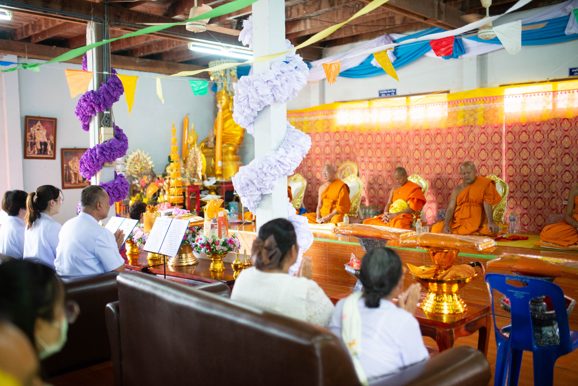 ภาพร่วมพิธีกรรมวัดประชาวาส