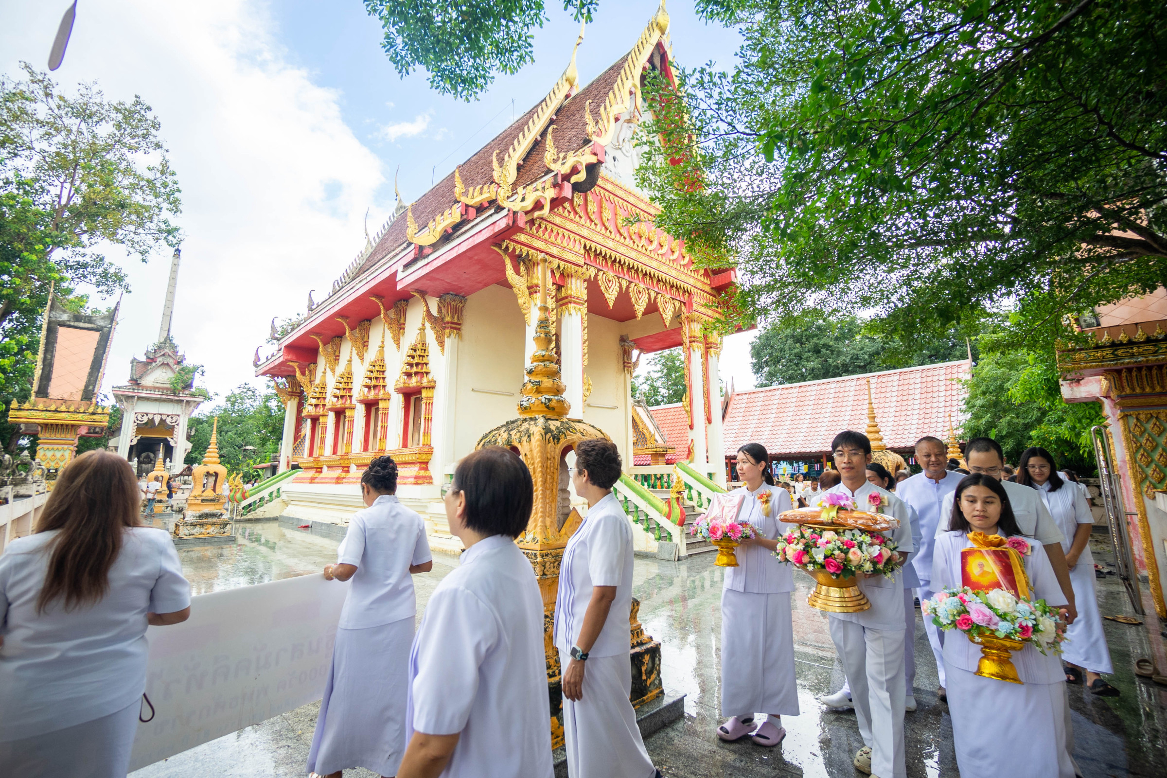 ภาพร่วมขบวนกฐินวัดบึงไทย