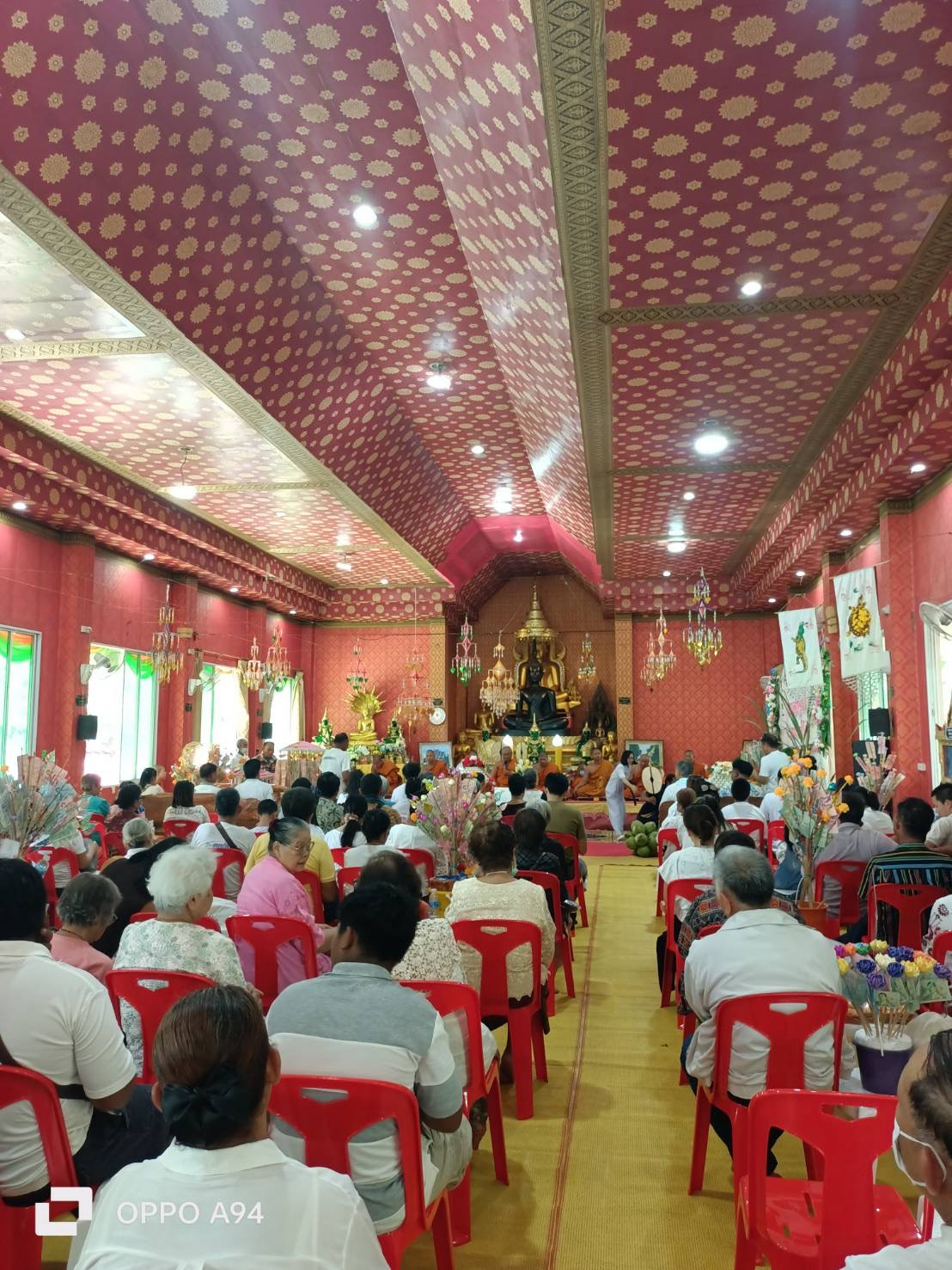 ภาพร่วมพิธีกรรมวัดพระธาตุโป่งดินสอ