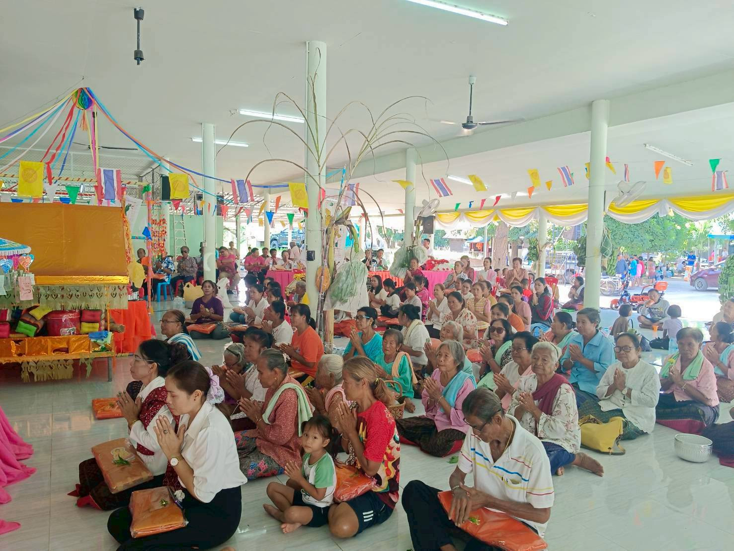 ภาพร่วมพิธีกรรมวัดศิริมังคลาราม