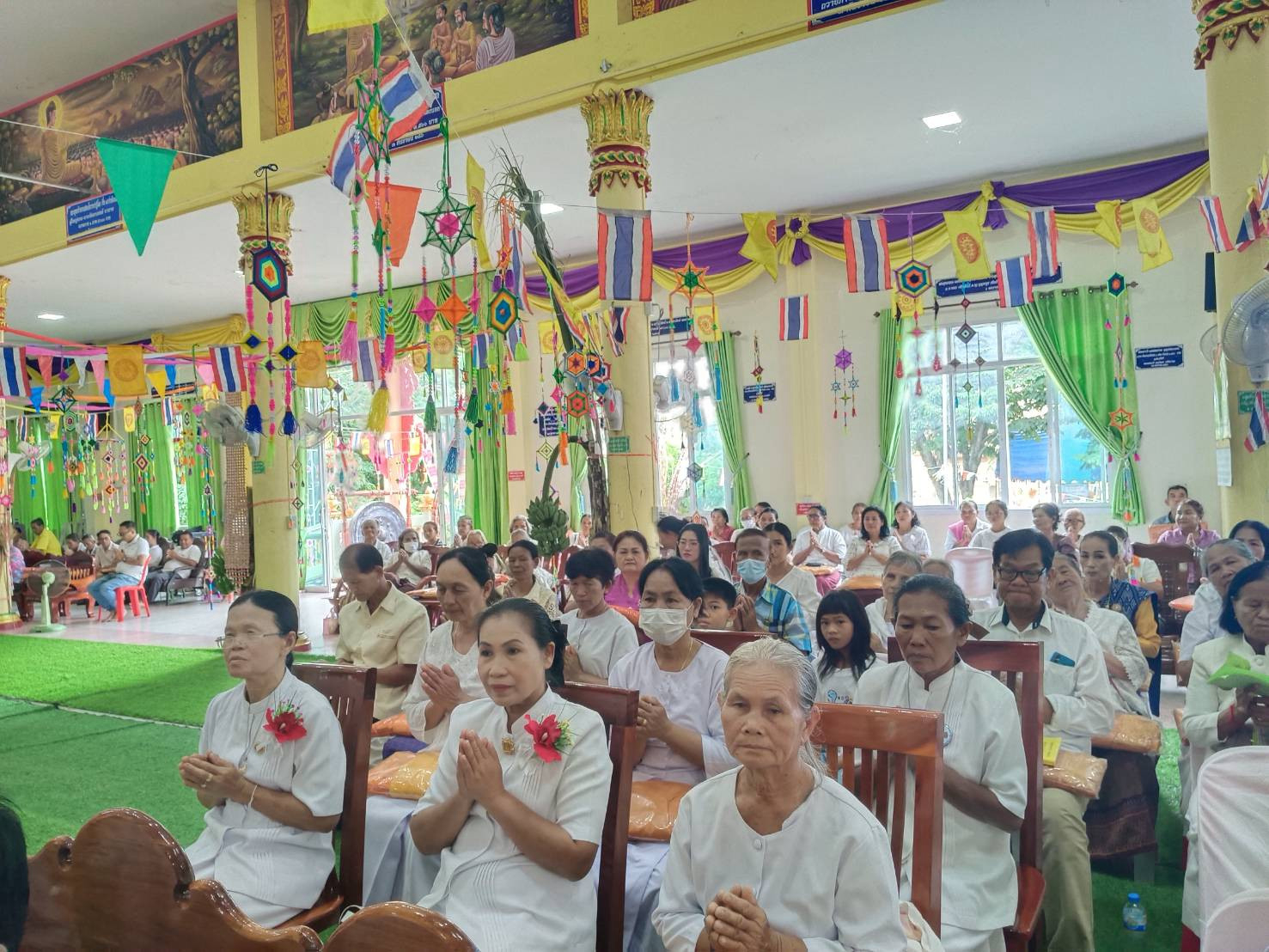 ภาพร่วมพิธีกรรมวัดละโว้