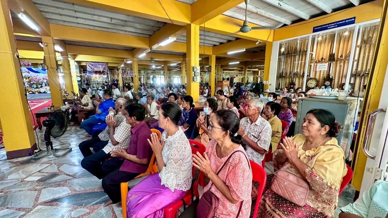 ภาพร่วมพิธีกรรมวัดพลับพลา