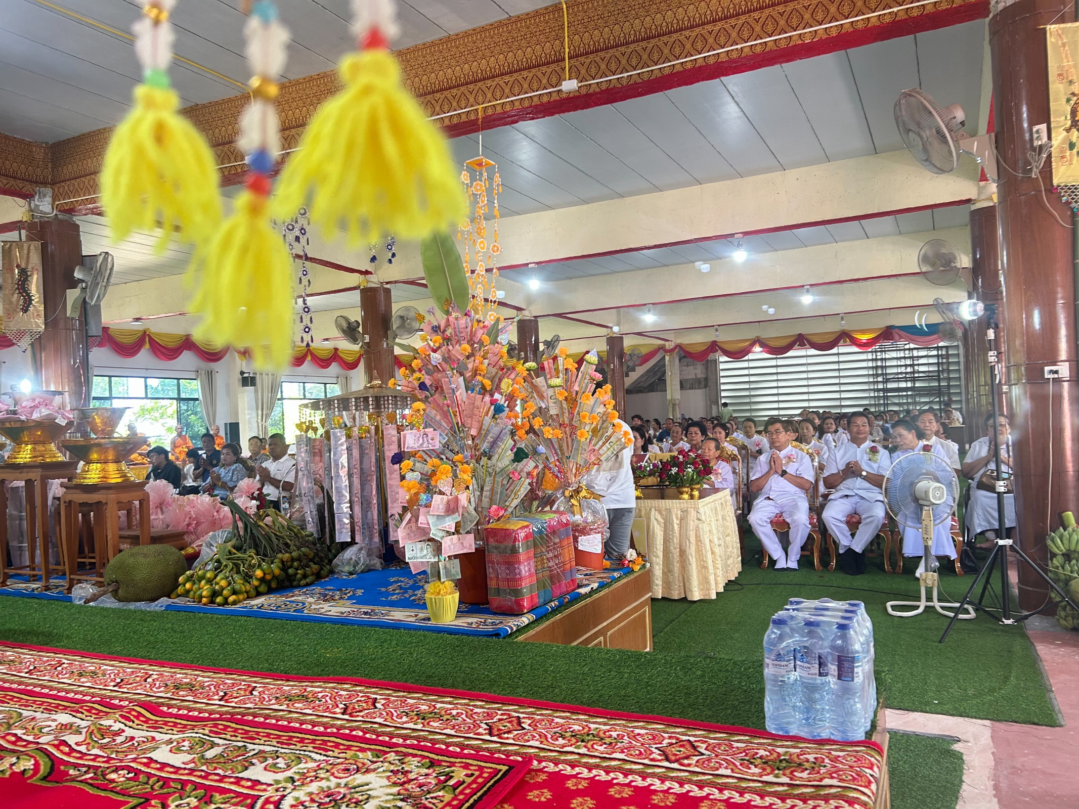 ภาพร่วมพิธีกรรมวัดบึงทับช้าง