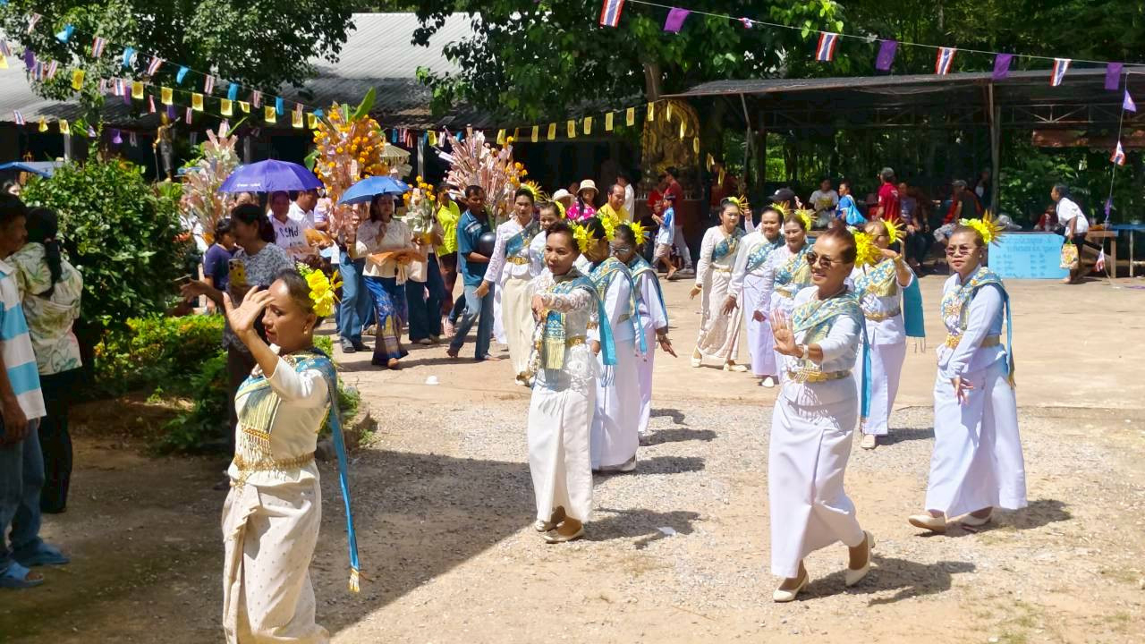 ภาพร่วมพิธีกรรมวัดป่าสามัคคีธรรม