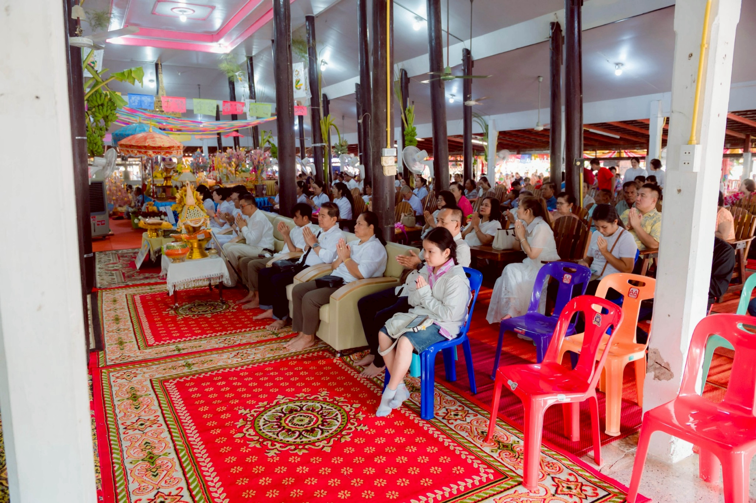 ภาพร่วมพิธีกรรมวัดรางหวาย