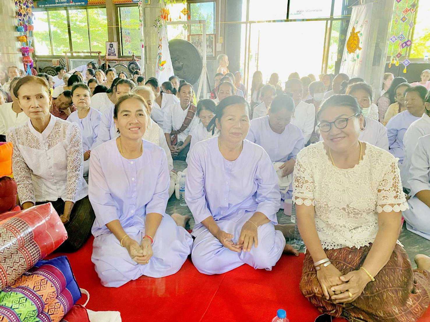 ภาพร่วมพิธีกรรมวัดหนองผือ