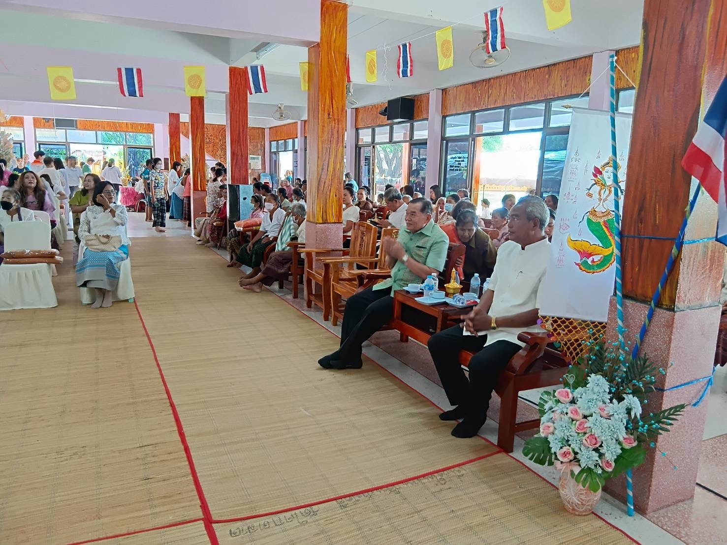 ภาพร่วมพิธีกรรมวัดโคกตลาด