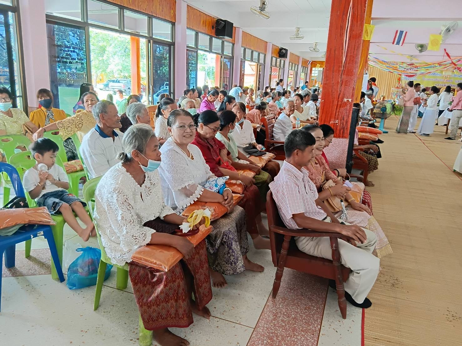 ภาพร่วมพิธีกรรมวัดโคกตลาด