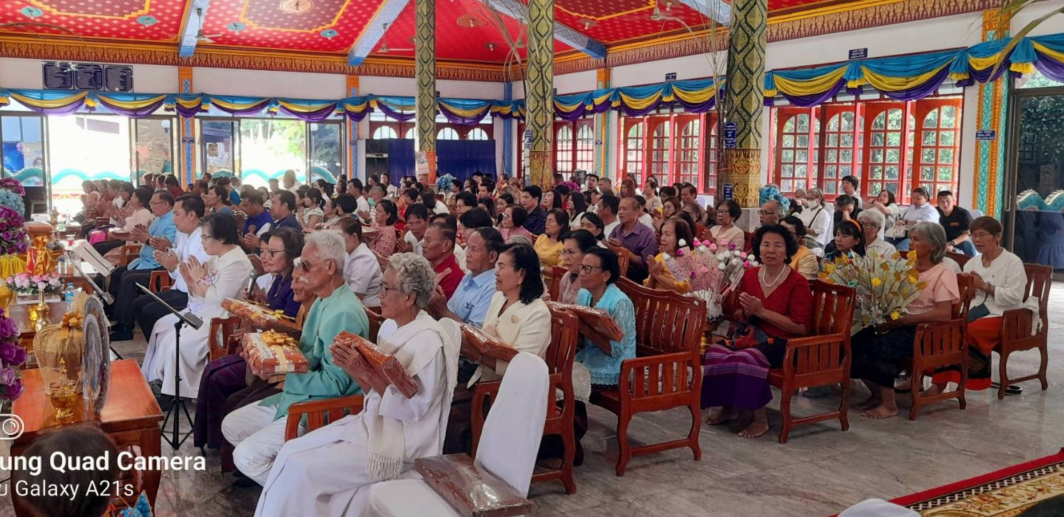 ภาพร่วมพิธีกรรมวัดมะเกลือใหม่